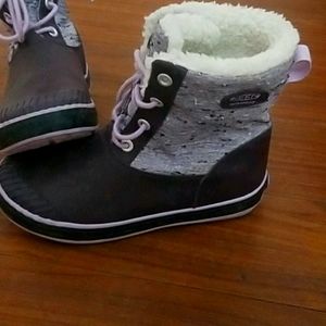 Keen boots
